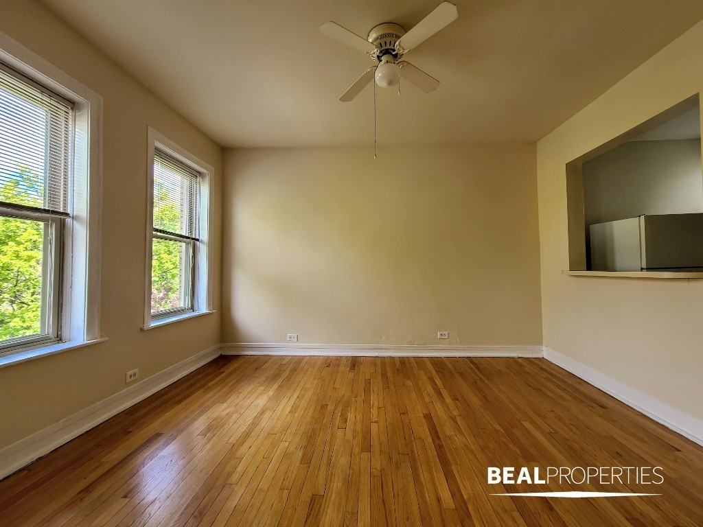 4233 N Paulina St #E3 - Photo 5 of 15