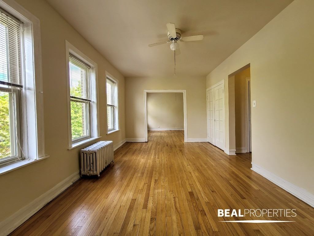 4233 N Paulina St #E3 - Photo 6 of 15
