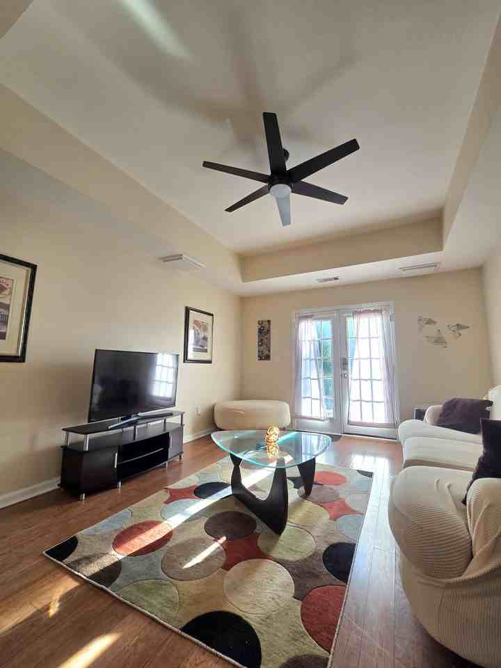 3522 Valleyhaven Ct #NA - Photo 2 of 38