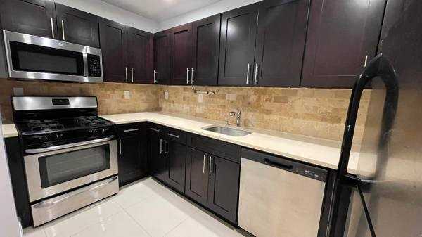 Wetherole Street #5B - Photo 5 of 17