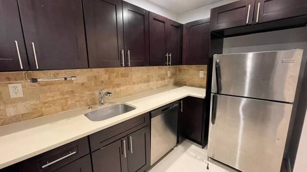 Wetherole Street #5B - Photo 6 of 17