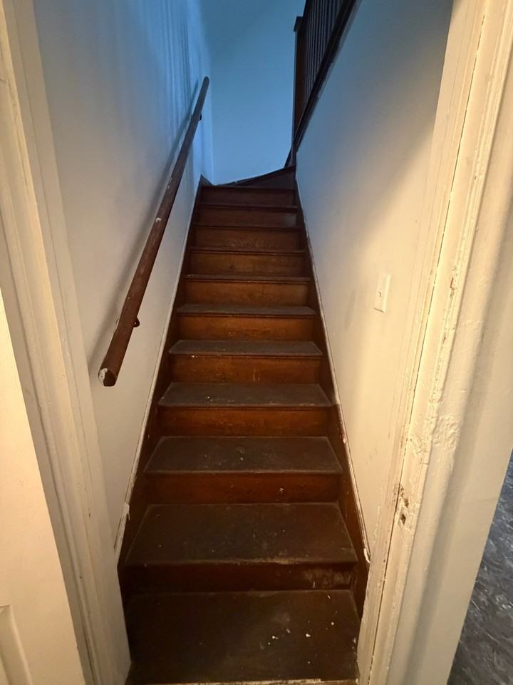 3026 English Ave #3028 - Photo 3 of 4