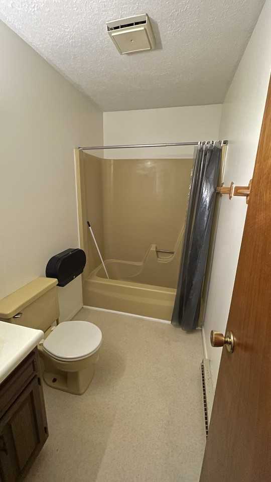 316 Benner St #G - Photo 2 of 11