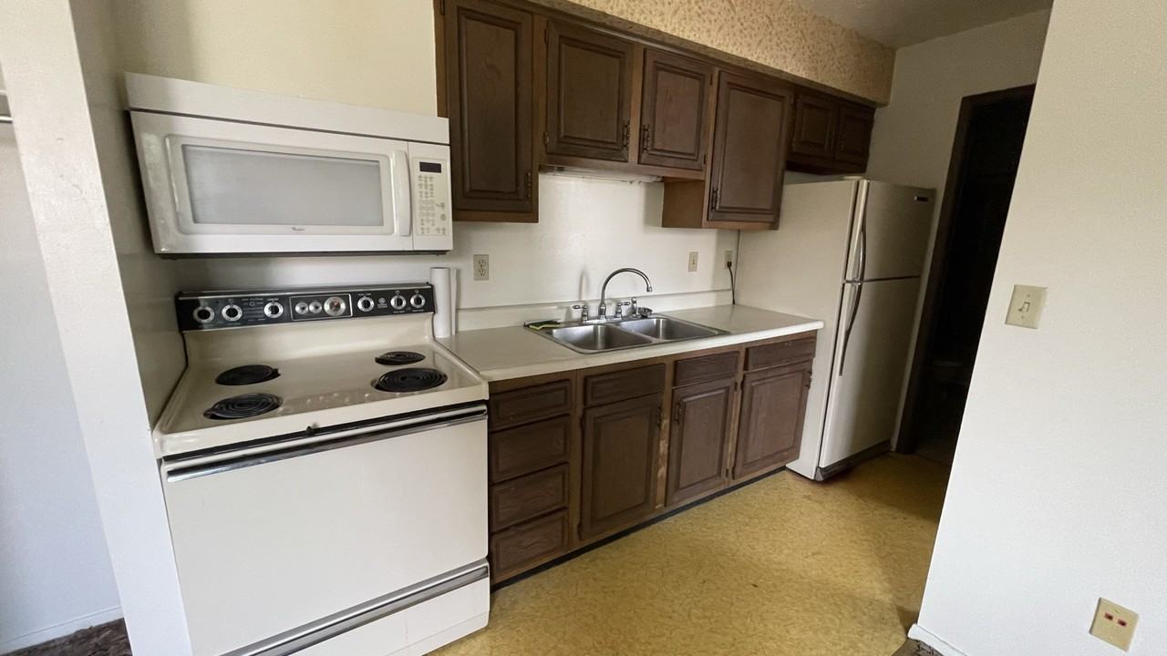 316 Benner St #G - Photo 7 of 11