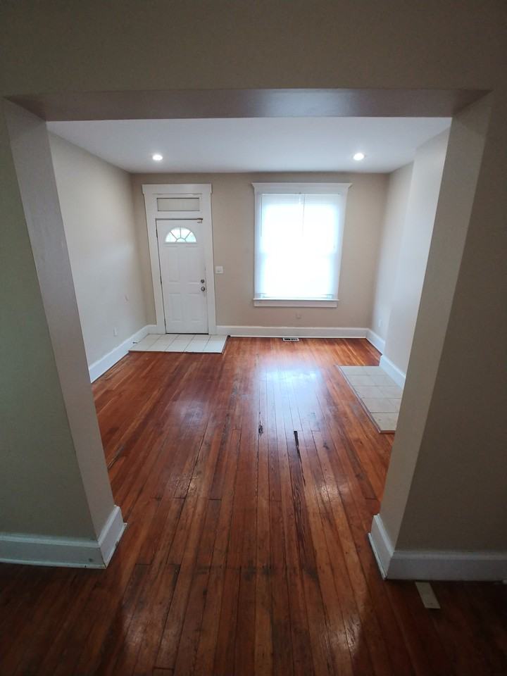 1515 Summit St #1517 - Photo 2 of 11