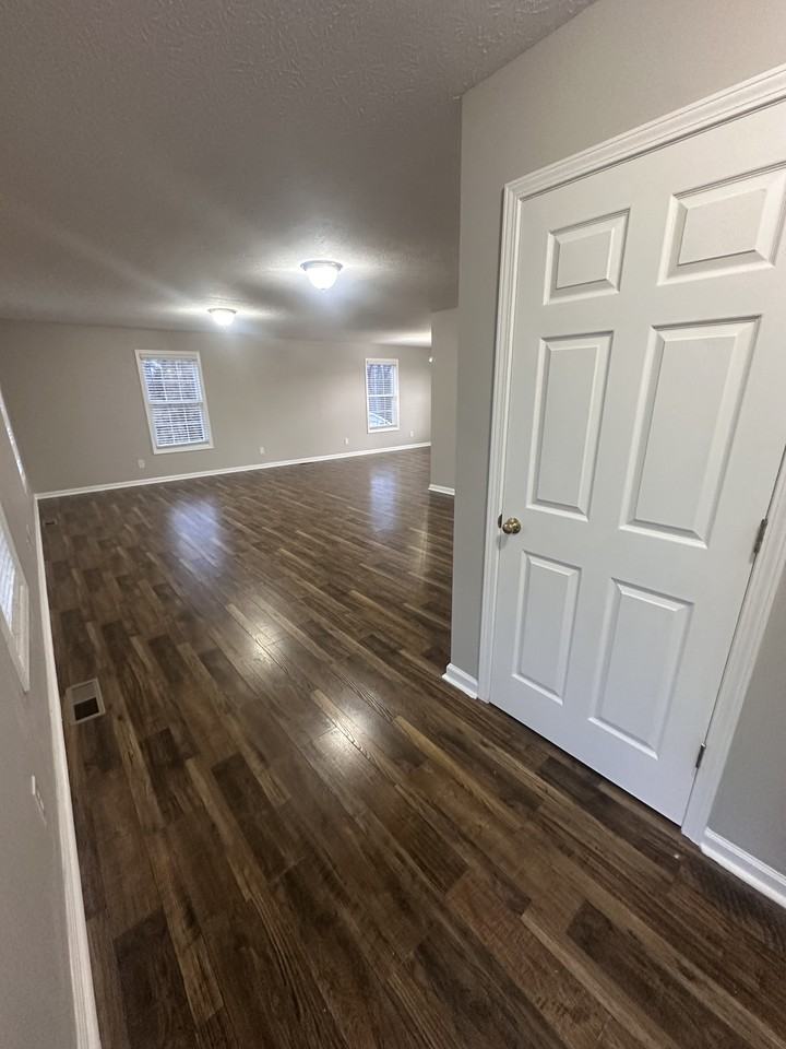 4293 Bristow Rd #NA - Photo 4 of 22