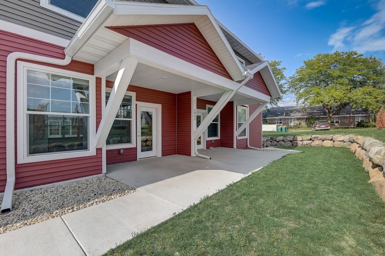 1931 Eastwood Way #1931 - Photo 2 of 50