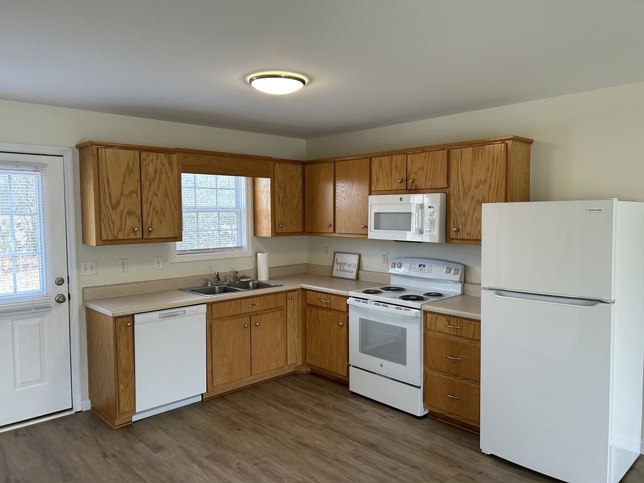 49 Farm View Cir - Photo 2 of 10