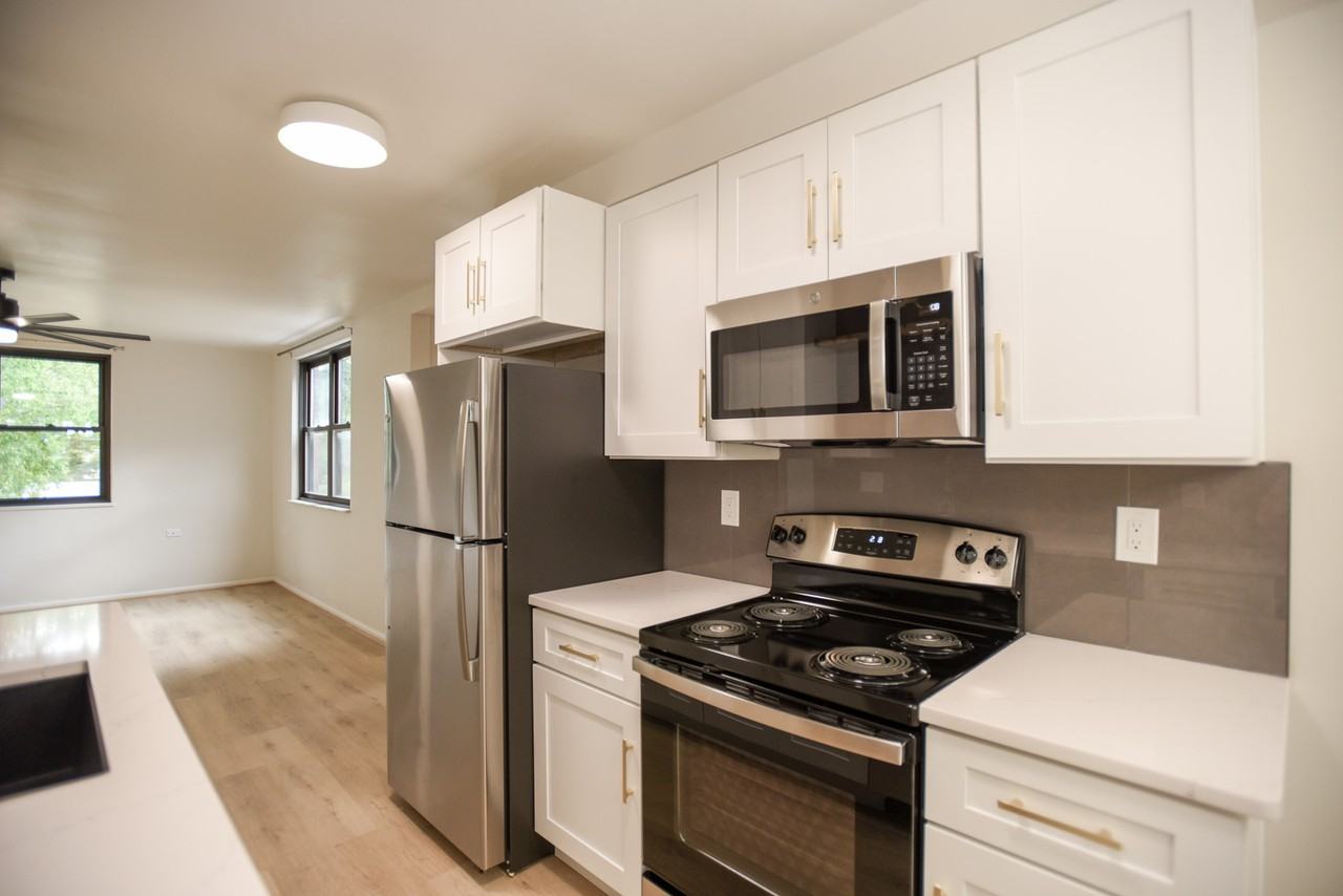 103 Farragut Rd - Photo 6 of 20