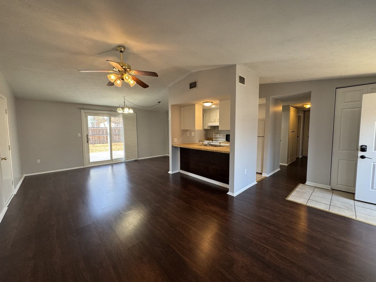 261 Windsor Castle Dr - Photo 2 of 25