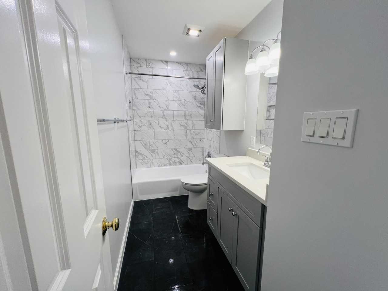 404 N Armistead St - Photo 6 of 9