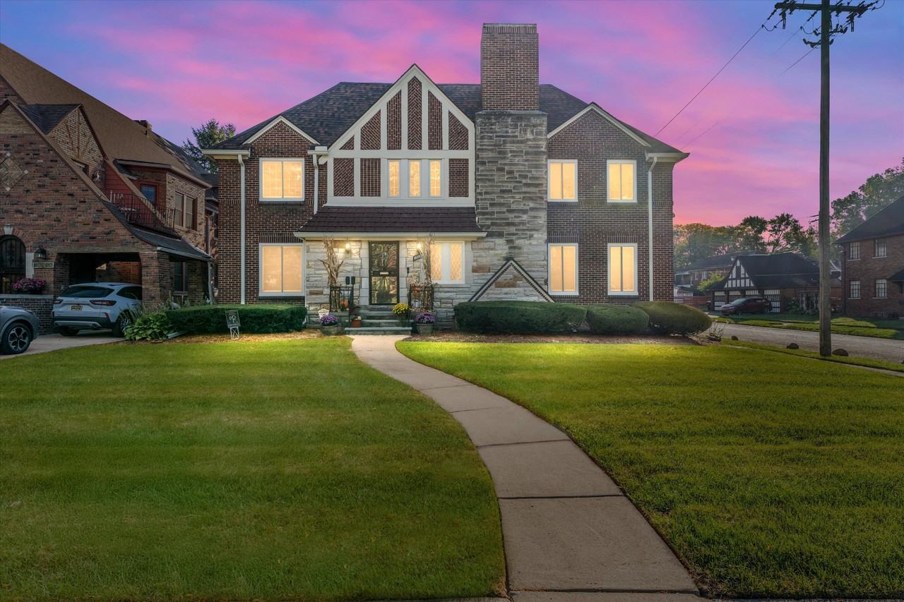 16806 La Salle Ave #2UPPER - Photo 2 of 23