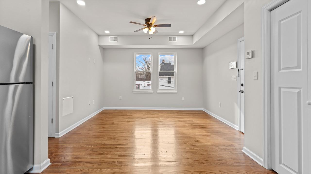 178 Union Ave #2R - Photo 7 of 19