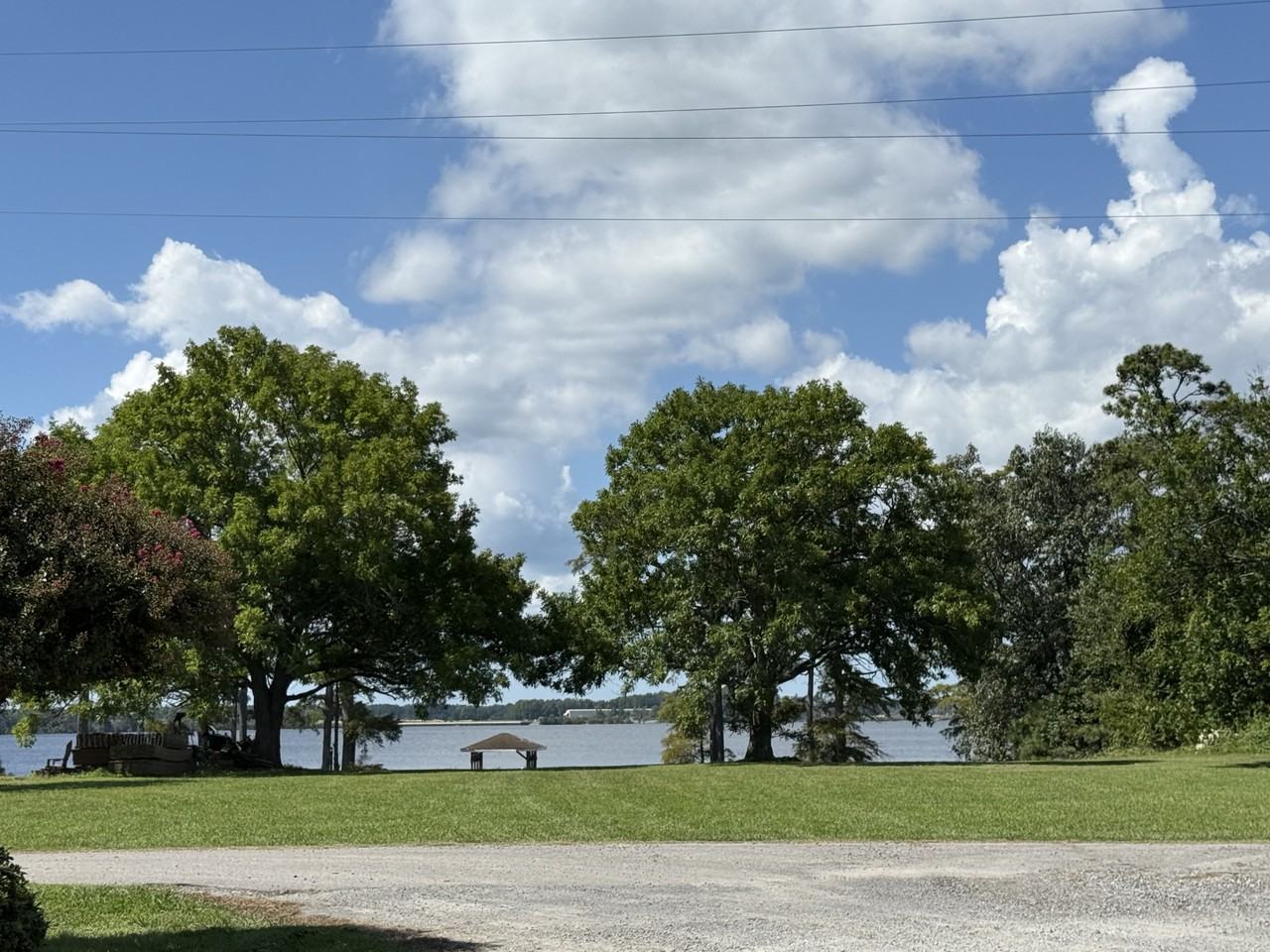 105 Ainsley Rd - Photo 2 of 31