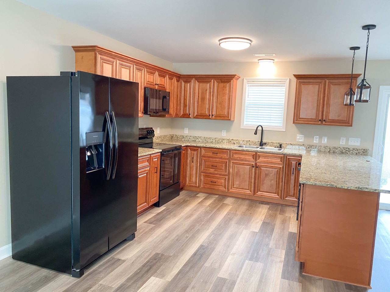 805 E Main St #E - Photo 2 of 12