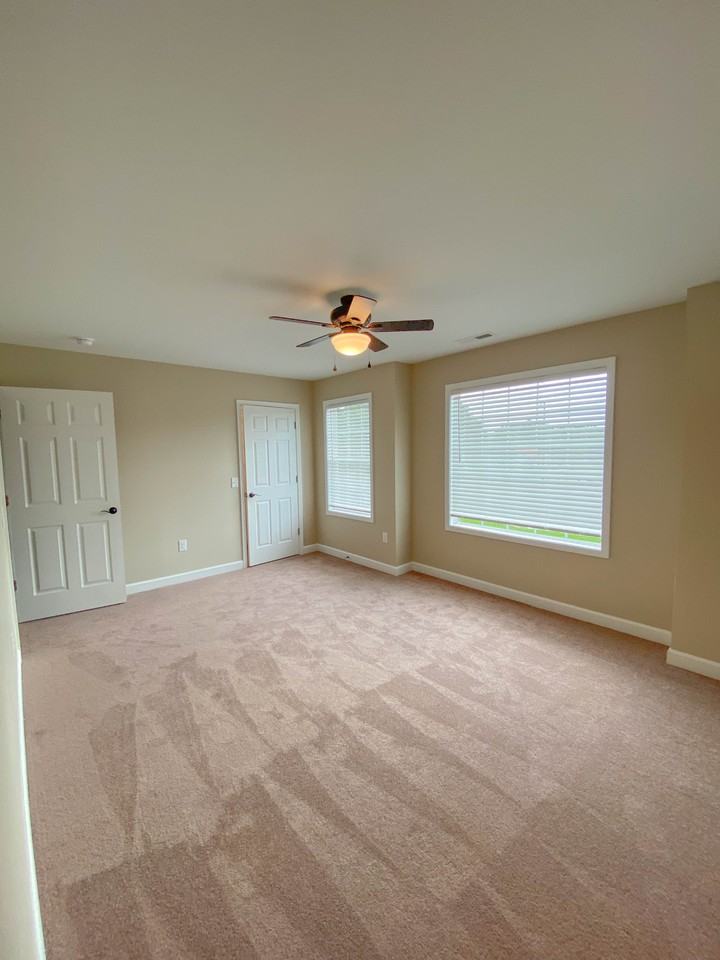 805 E Main St #E - Photo 7 of 12
