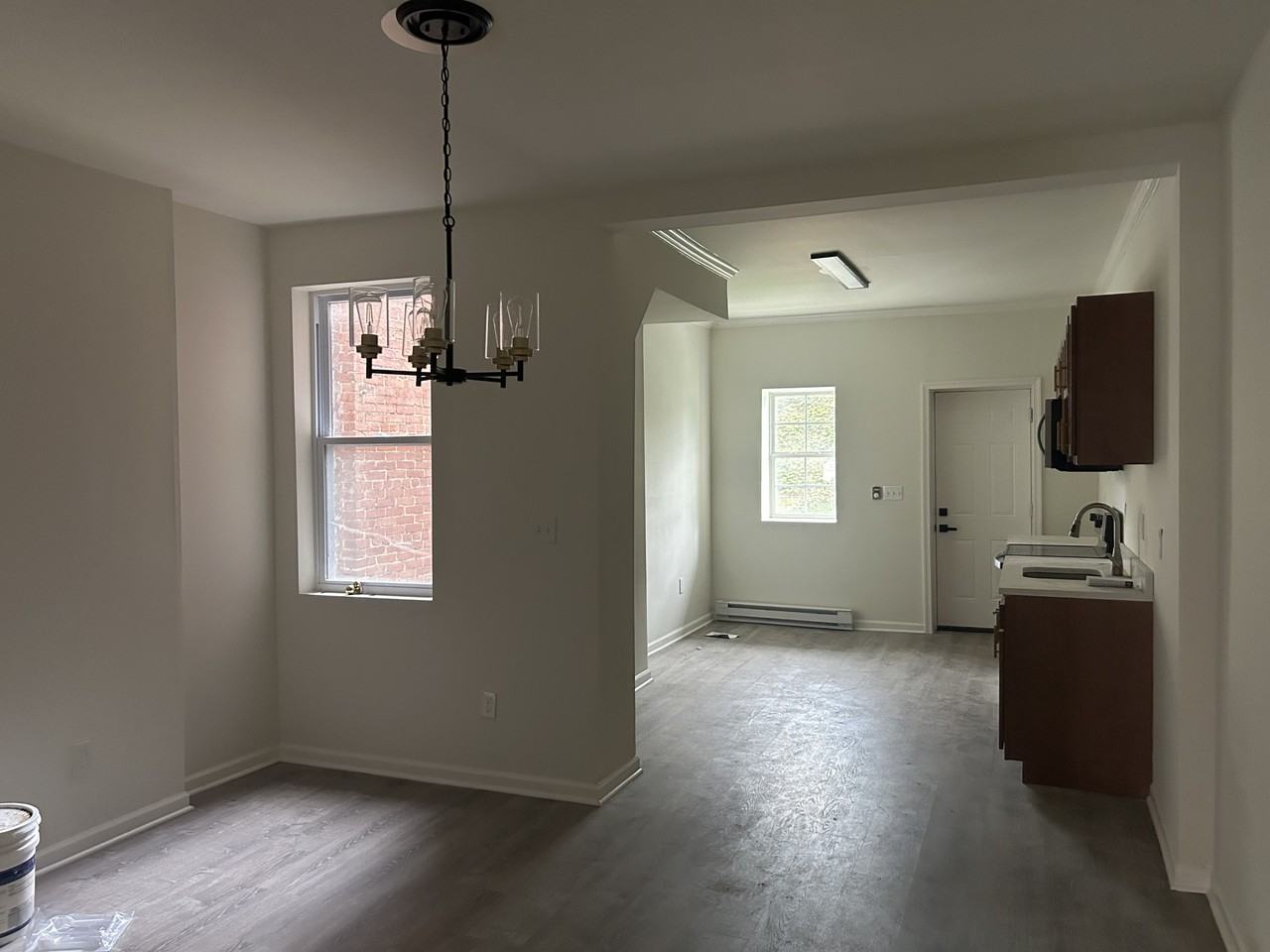 2810 Winchester St - Photo 5 of 12