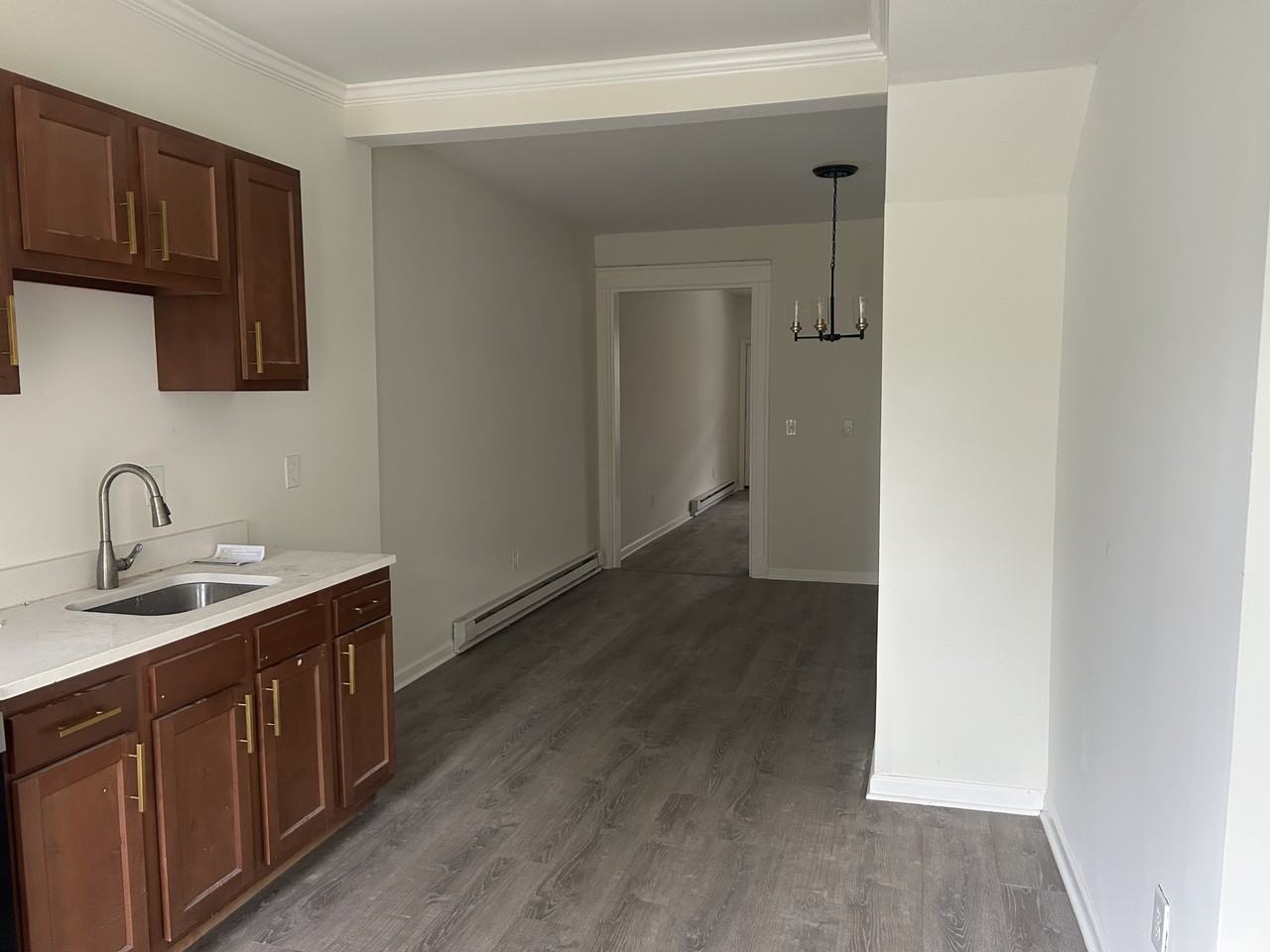 2810 Winchester St - Photo 7 of 12