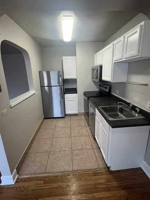 1101 Colorado Blvd #2 - Photo 5 of 10