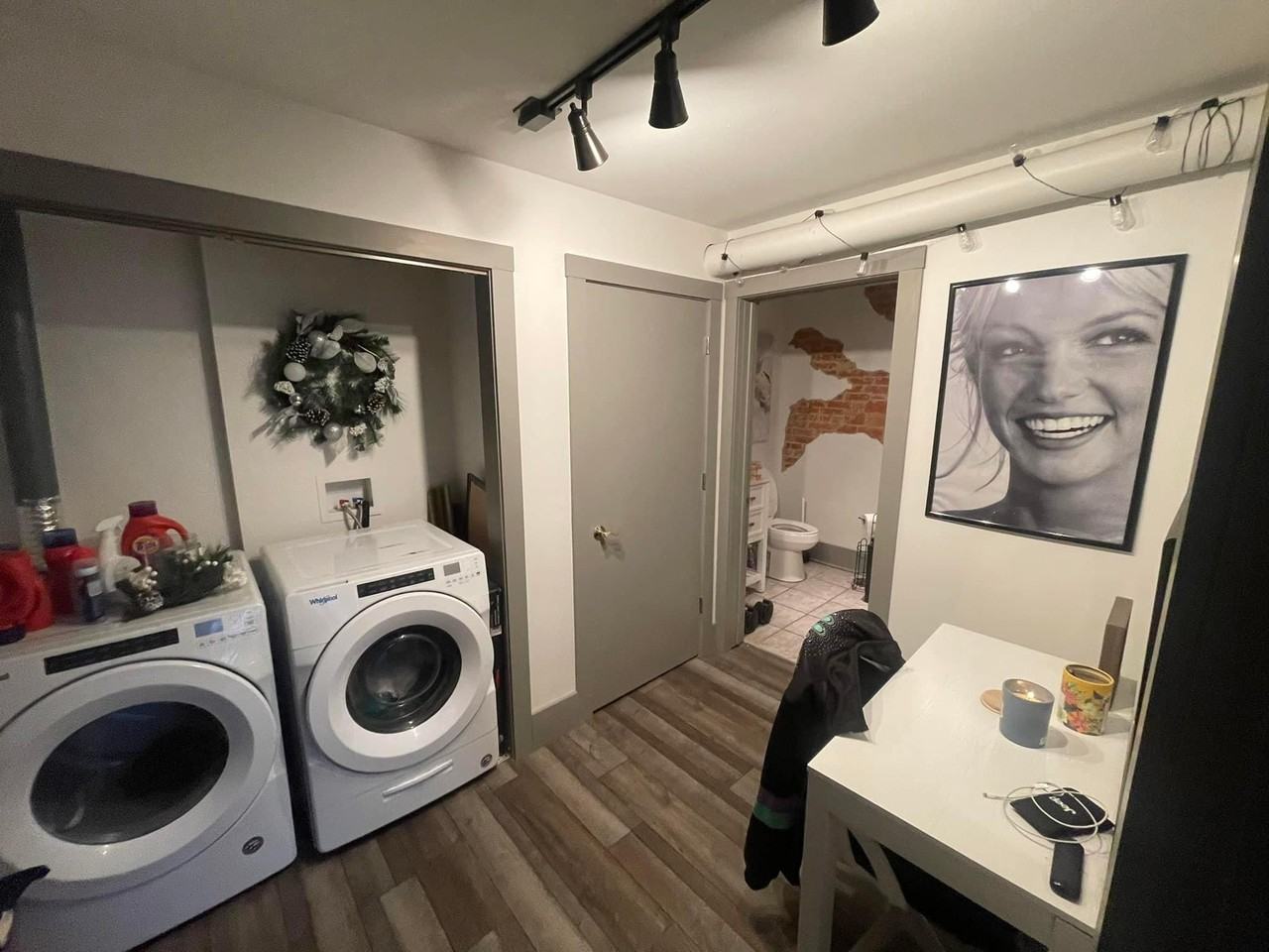 94 S Washington St - Photo 2 of 9