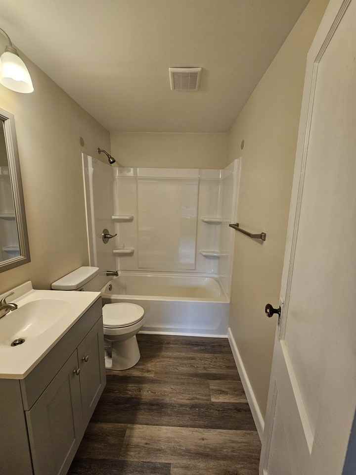 1343 E Duval St - Photo 2 of 11