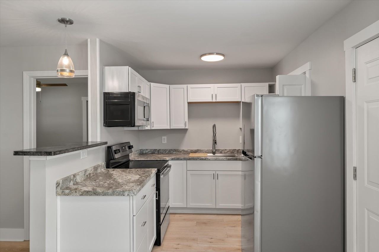 2133 Pierpont Ave #G - Photo 6 of 28