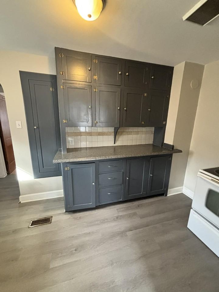 1845 S Ida St - Photo 6 of 12