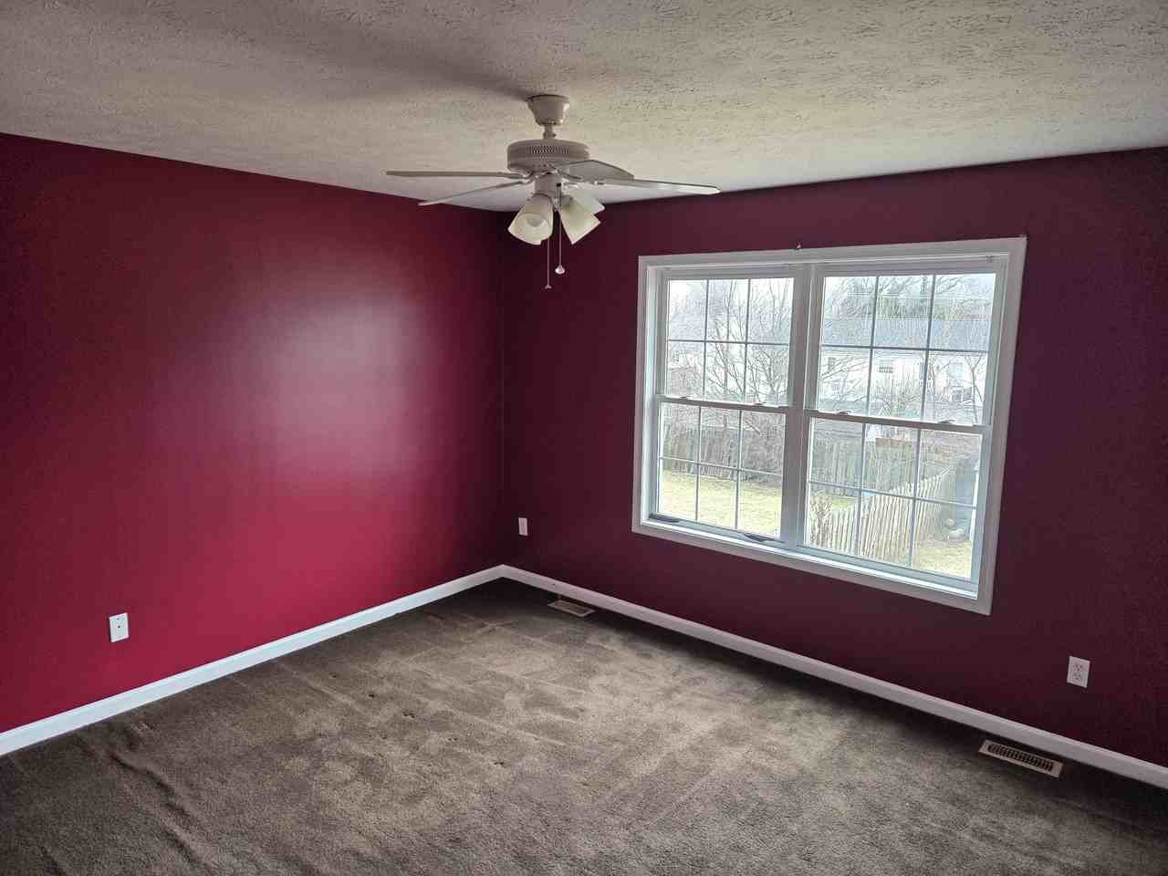 618 Sherlock Trce - Photo 4 of 11