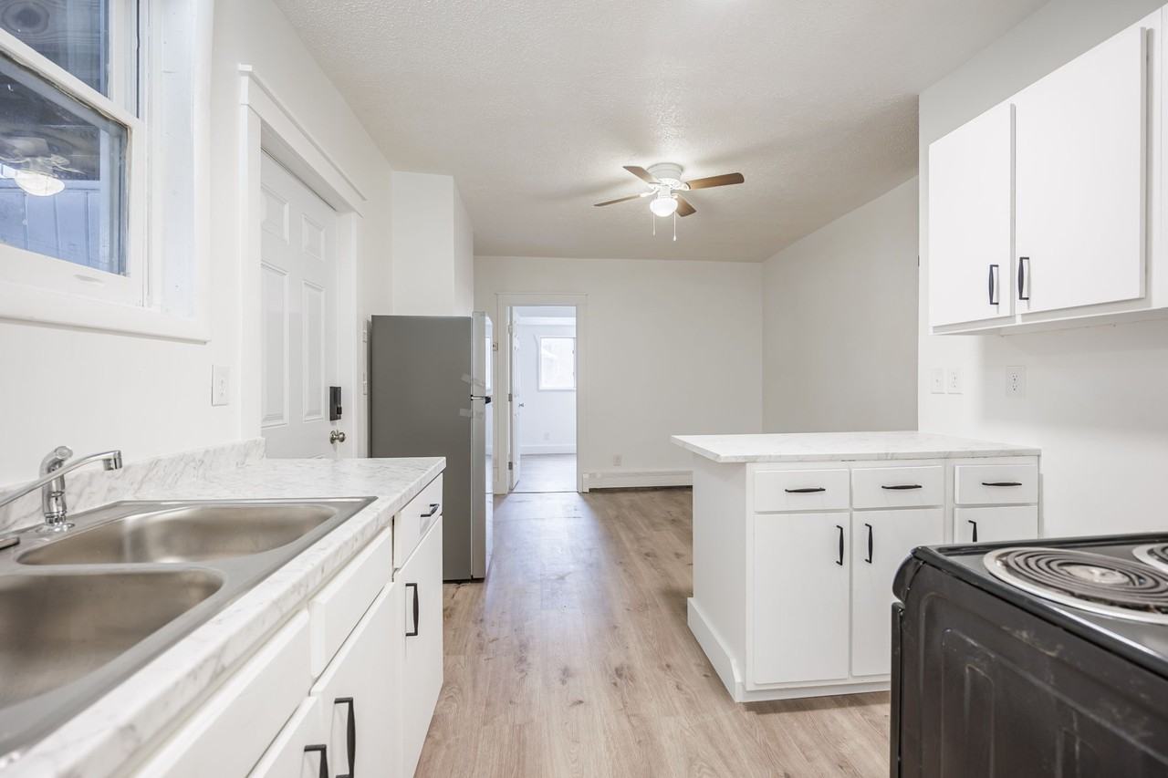 361 Broadway #4 - Photo 4 of 11