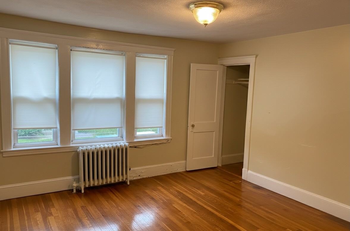 14 Russell St #16 - Photo 2 of 5