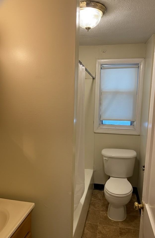 14 Russell St #16 - Photo 3 of 5