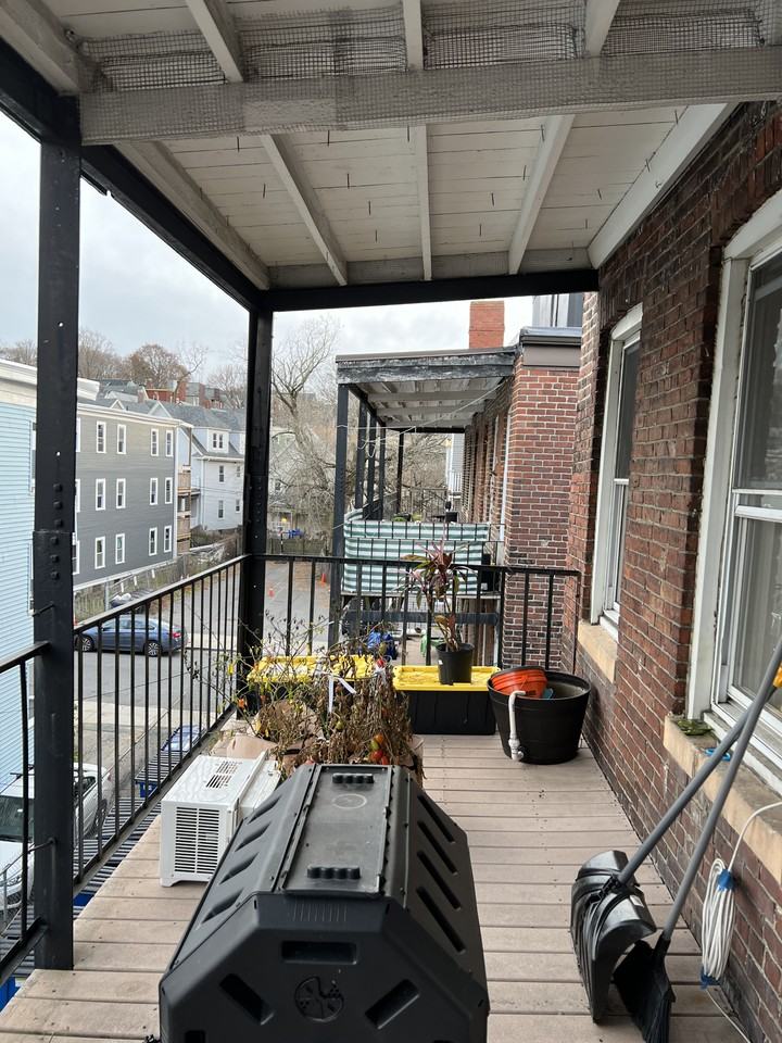 10 Hyde Park Ave #2 - Photo 6 of 7