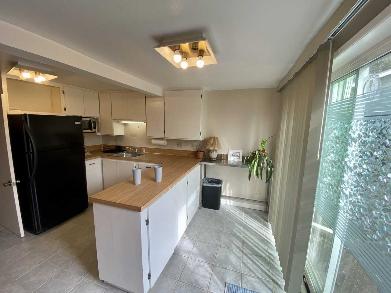 1869 Hawthorne Ave - Photo 7 of 7