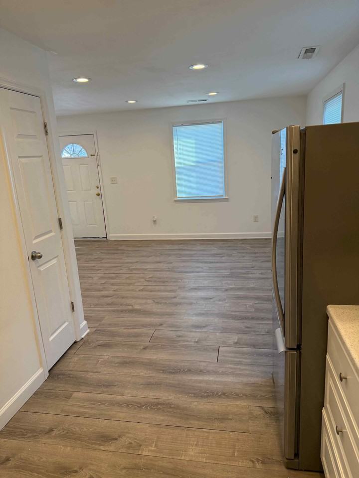 Kittyhawk Rd - Photo 4 of 12