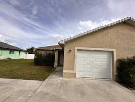 641 Se 12th Ct - Photo 1 of 1