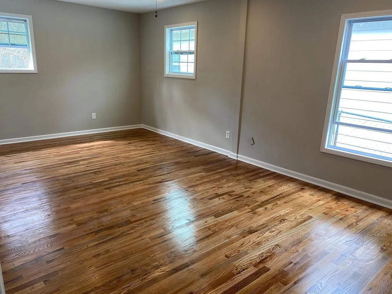 956 Mayson Turner Rd Nw - Photo 7 of 33