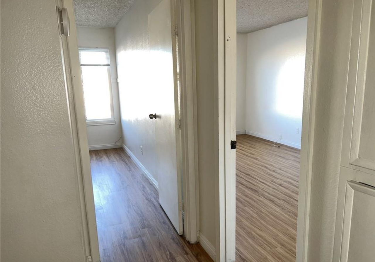 3518 Villa Knolls North Dr #1 - Photo 5 of 13