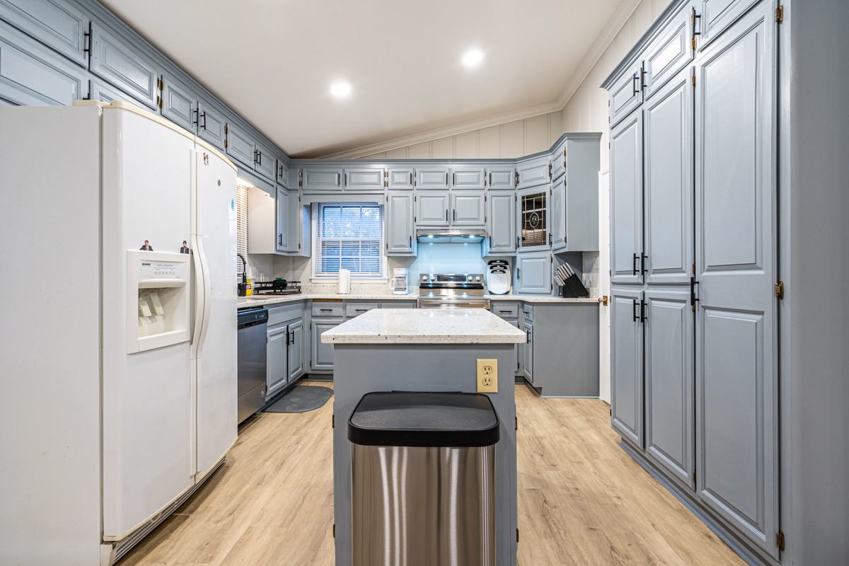 702 Chambers Dr Ne #1 - Photo 3 of 30