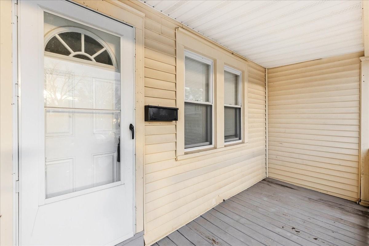 505 Wood St #1 - Photo 2 of 50