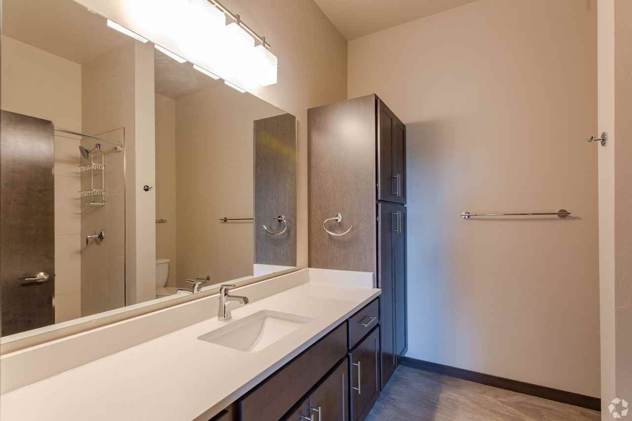 ELEMENT Apartments I - 746 - Photo 4 of 12