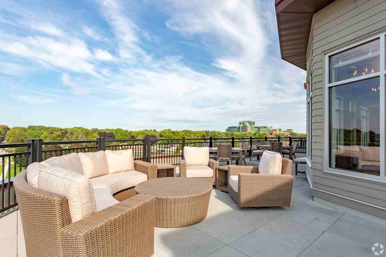 ELEMENT Apartments I - 746 - Photo 7 of 12