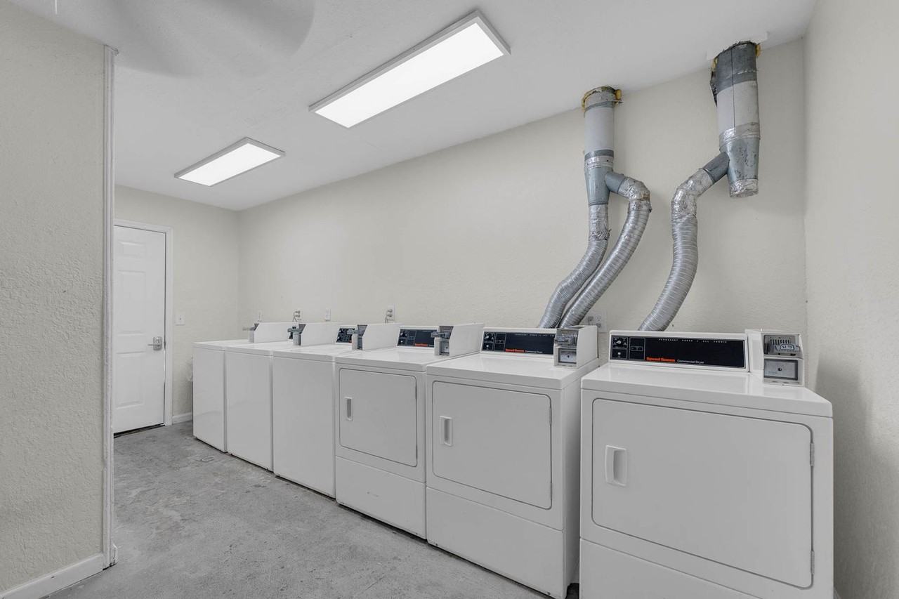 5117 Curry Ford Rd #1 - Photo 2 of 2