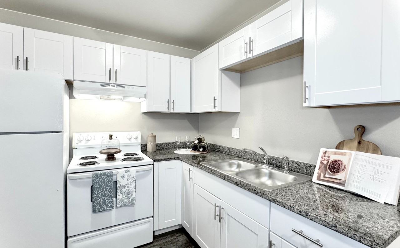 Westview Apartments - Photo 2 of 16