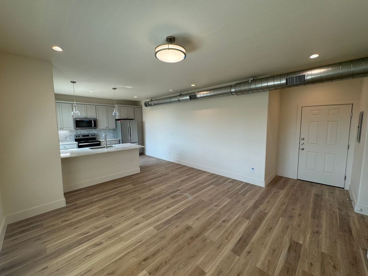 Kara Mingo - Photo 5 of 10