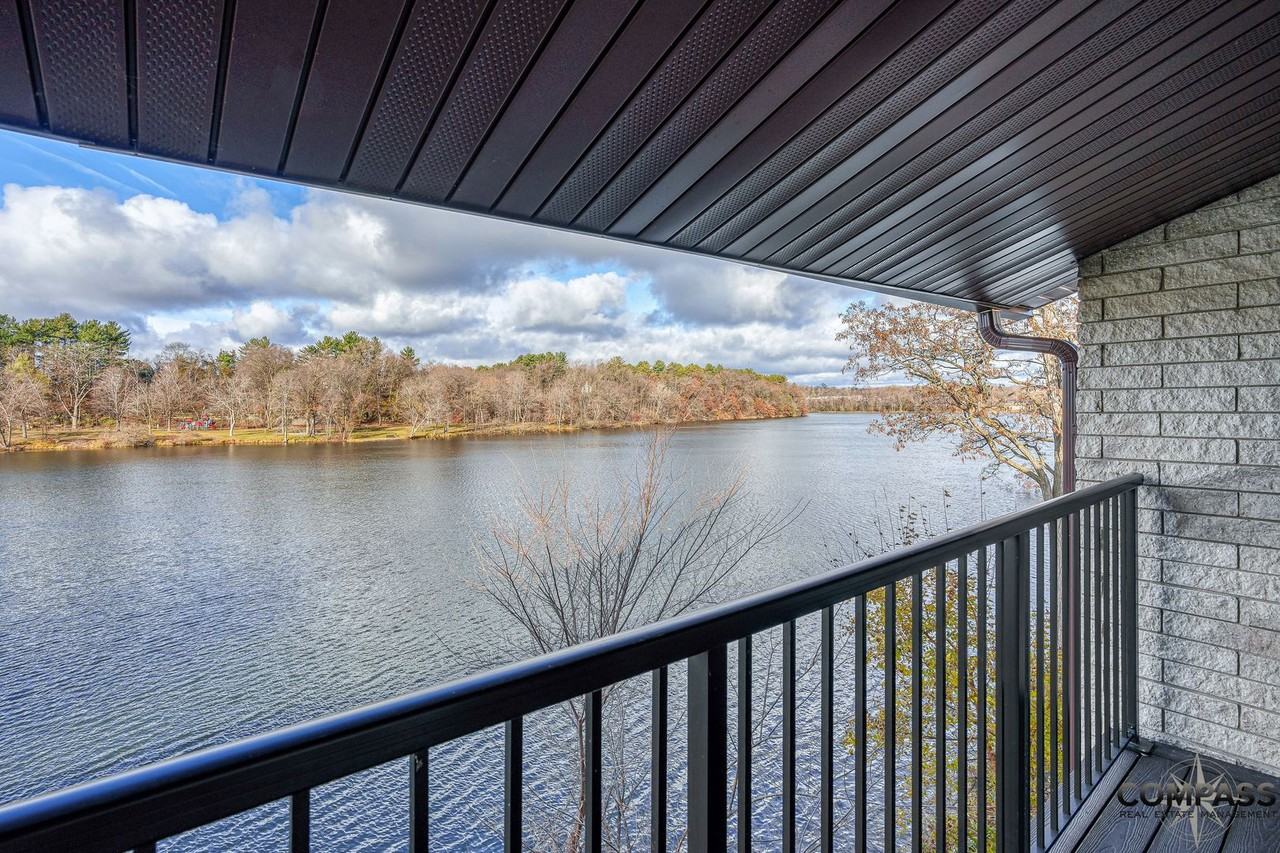 Half Moon Lake Apartments - Photo 2 of 25