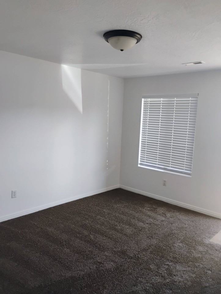 67 N 4275 W #67 - Photo 6 of 18