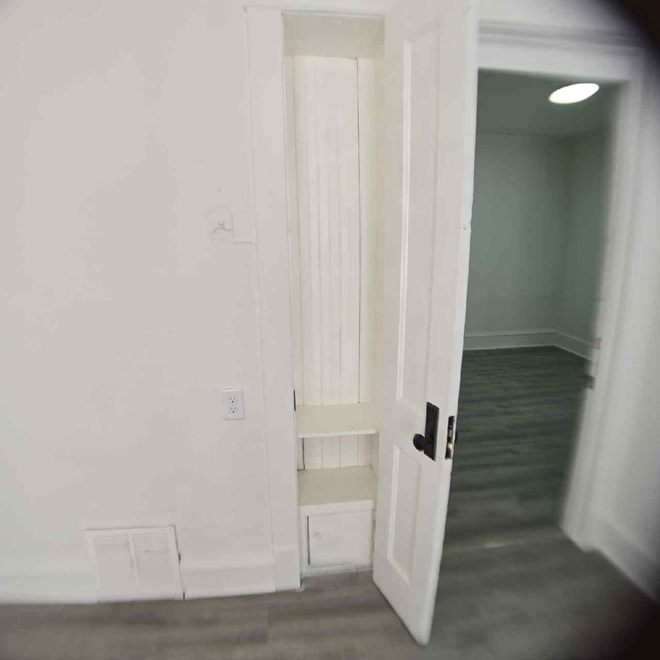 2544 N 45th St #2 - Photo 5 of 16