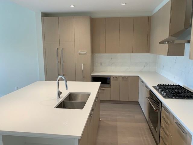 5535 Admiral Way - Photo 4 of 46