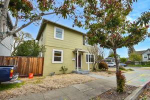 featured image of 1021 Hudson St #1031