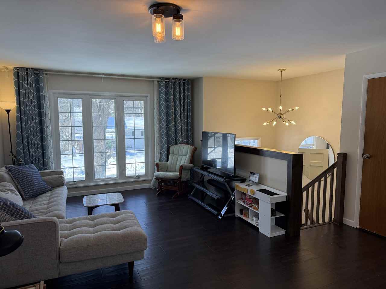 531 E Hillside Ave #1 - Photo 2 of 27